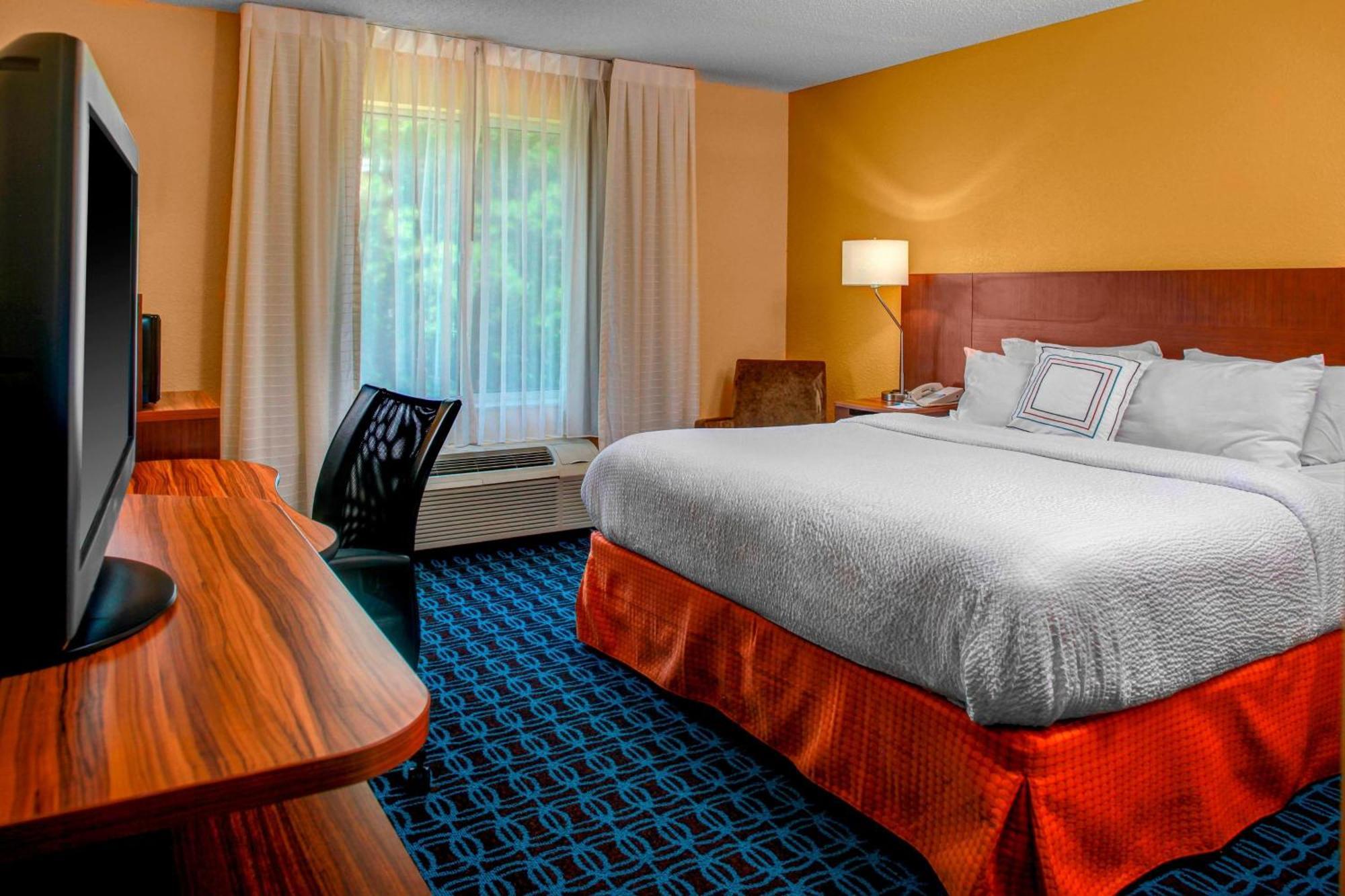 Fairfield Inn And Suites By Marriott Emporia I-95 Buitenkant foto